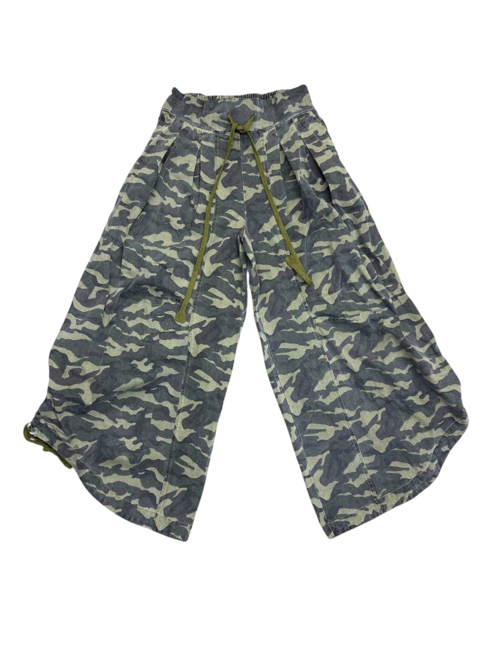 Olive Camo Wide-Leg Drawstring Pants - Picture 2 of 7